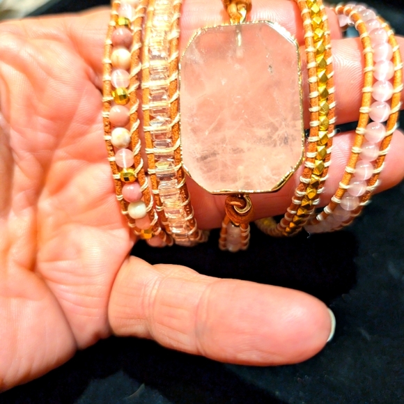Gorgeous handmade rose quartz BoHo wrap bracelet - Picture 9 of 12